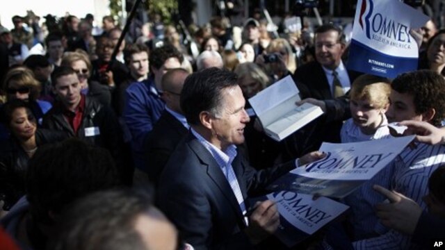 Republican presidential candidate, former Massachusetts Gov. Mitt Romney campaigns at Andrews Field House at Wofford College in Spartanburg, S.C., January 18, 2012.