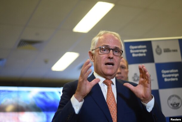 Australia's Prime Minister Malcolm Turnbull speaks to the media after a tour of the Australian Maritime Border Command Centre in Canberra, Nov. 13, 2016.