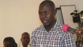 Bazia Justin, speaking at a recent forum aimed at boosting the involvement of South Sudanese youth in building the nation's agriculture sector. (VOA/Mugume Davis Rwakaringi)