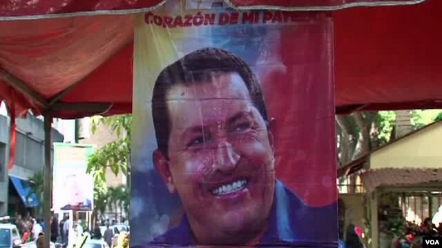 Áp phích tranh cử của ông Chavez tại Caracas