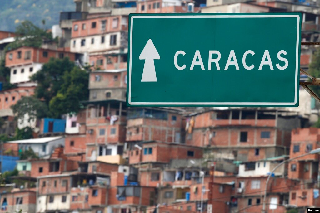 6DF1E7A1-9EFF-439E-BAA2-0C3E ... 6DF1E7A1-9EFF-439E-BAA2-0C3E ...