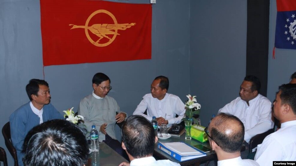 သာသနာေရးနဲ႔ ယဥ္ေက်းမႈ၀န္ၾကီးသူရဦးေအာင္ကို ၈၈၈၈ သမိုင္းျပတိုက္ ျဖစ္ေျမွာက္ေရး ေကာ္မတီ တို႔ႏွင့္ေတြ႔ဆံု (Photo-ANT BWE KYAW)