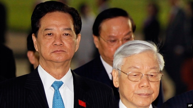 Tại Đại hội Đảng 12, ông Nguyễn Phú Trọng được bầu tiếp tục vị trí tổng bí thư, sau khi ông Nguyễn Tấn Dũng rút lui khỏi cuộc đua.