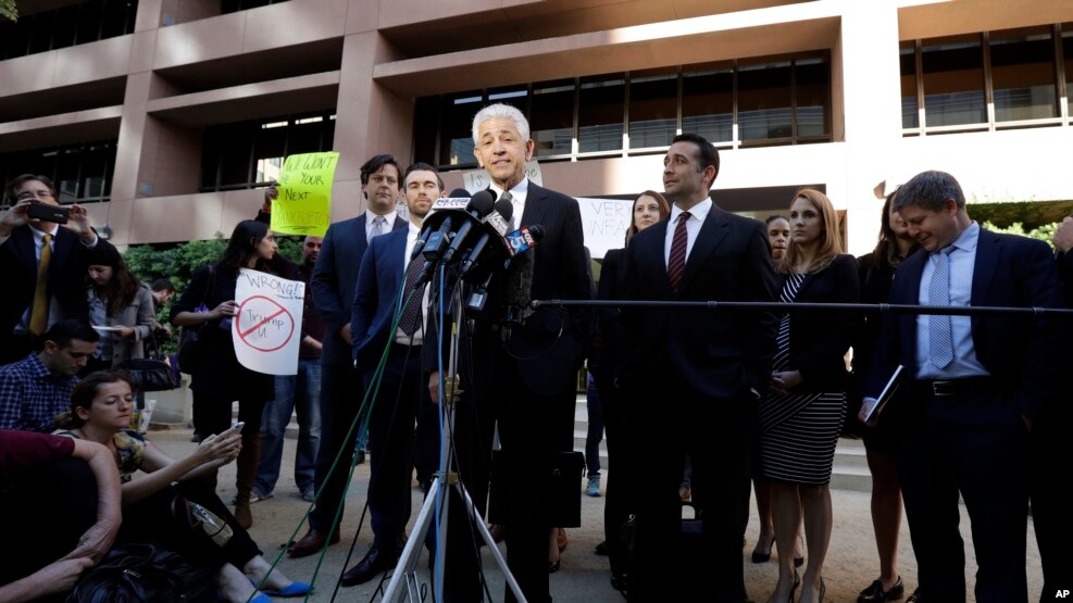 Zgjidhen me marrëveshje paditë ndaj Universitetit Trump