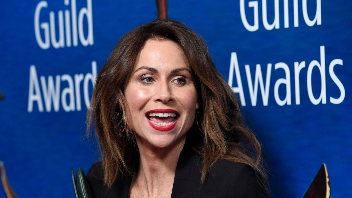 Minnie Driver Quits Oxfam After Sex In Crisis Zone Scandal