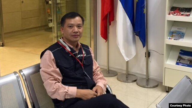 Tổ chức Ân xá Quốc tế kêu gọi chính phủ Việt Nam trả tự do ngay lập tức và vô điều kiện cho luật sư Nguyễn Văn Đài, vừa bị bắt và khởi tố về tội ‘tuyên truyền chống nhà nước’ hôm 16/12.