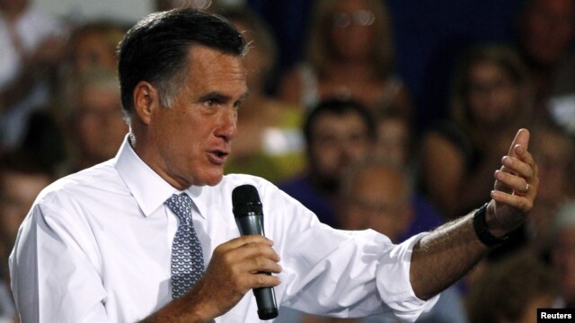 Tanto Mitt Romney como el presidente Barack Obama, empatados técnicamente, se encuentran inmersos en una campaña por todo el país en la que se han lanzado fuertes acusaciones.