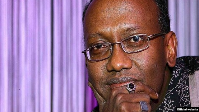 Cabdiraxmaan Waaberi, Qoraa iyo Bare Jaamacadeed oo reer Jabuuti ah