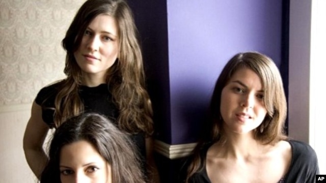 The Wailin' Jennys: Nicky Mehta, Ruth Moody and Heather Masse