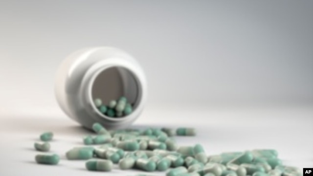 Azithromycin in pill form appears to be as effective in treating yaws, a neglected tropical disease, as the current standard treatment of penicillin injections.