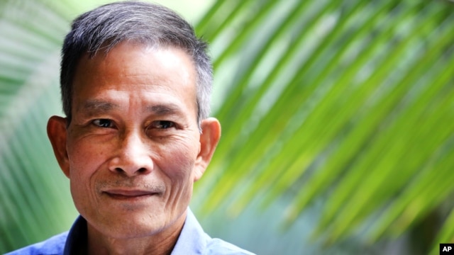 FILE - Vietnamese blogger Nguyen Van Hai, pictured in October 2014, says it's time 