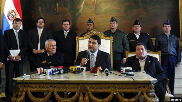 Federico Franco dio una rueda de prensa este sábado en el palacio presidencial.