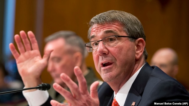 Bộ trưởng Quốc phòng Mỹ Ash Carter.