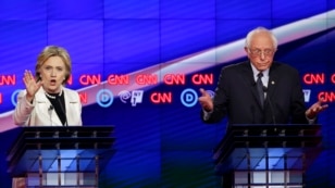 El debate en Brooklyn, Nueva York, fue intenso entre Hillary Clinton y Bernie Sanders.