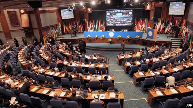 Senior official delegations attend the opening session of the expert-level meeting of XVI summit of the Non-Alligned Movement in Tehran, August 26, 2012. 