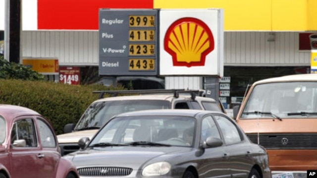 Gas prices are displayed at a Shell station in Beaverton, Ore., April 24, 2012. 