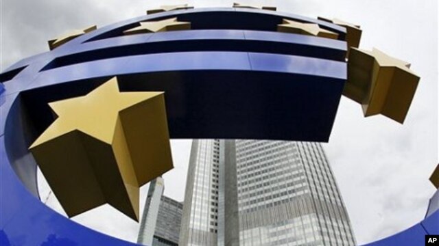 Euro sculpture in front of the European Central Bank (ECB) in Frankfurt, Germany (file photo)
