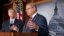 El presidente de la Comisión de Relaciones Exteriores del Senado (derecha) y el senador Lindsey Graham habla a los reporteros luego del contundento voto de apoyo a Israel.