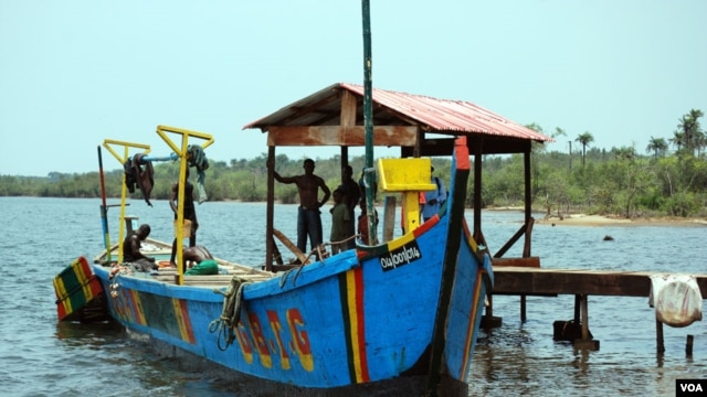 Liberian fishing boat. (Conservation International)