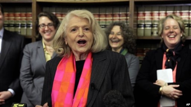Edie Windsor speaks to reporters at the offices of the New York Civil Liberties Union, in New York City