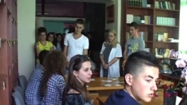 Vota e parë për 180 mijë të rinj, nxënësit në leksion demokracie