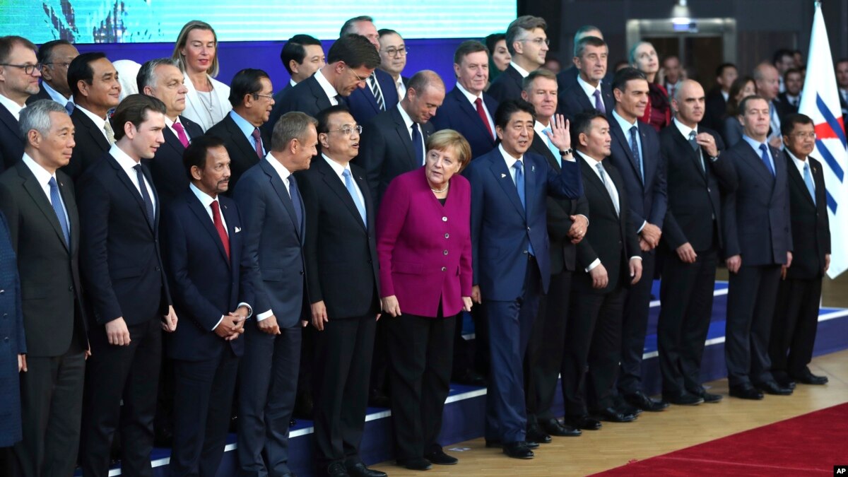 UE y Asia retan al presidente Trump, apoyan libre comercio