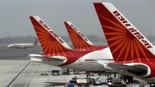 Air India planes at Indira Gandhi International Airport in New Delhi (April 2011 file photo).