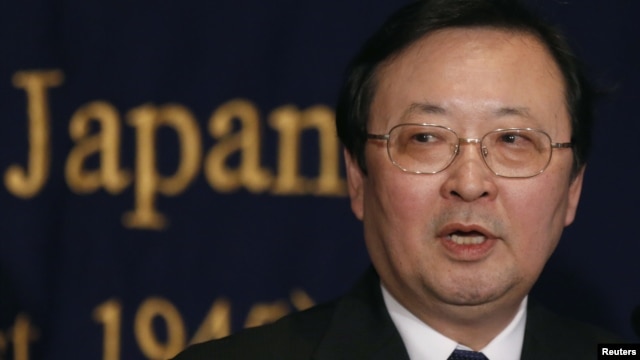Japanese Coast Guard Commandant Takashi Kitamura speaks during a news conference at the Foreign Correspondents' Club of Japan in Tokyo December 13, 2012.