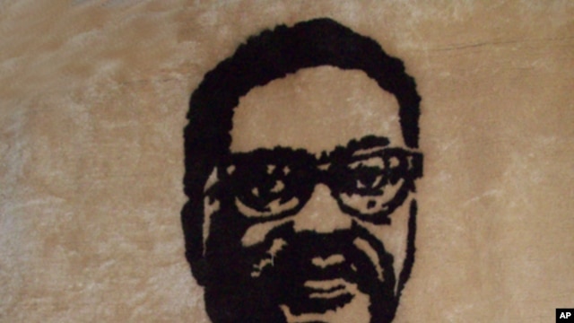  Agostinho Neto, primeiro presidente de Angola