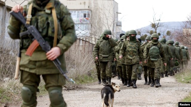 Nga biện minh việc xâm nhập Crimea là cần thiết để bảo vệ người sắc tộc Nga sinh sống trên bán đảo.