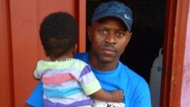 Thulani Madondo, 30, has dedicated his life to improving the fate of the Kliptown youth, Soweto township, South Africa, November 2012. (S. Honorine/VOA)