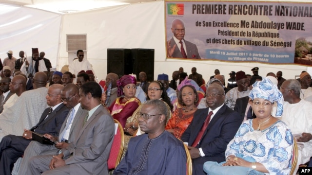 (First row R-L) National Assembly's president Mamadou Seck, Minister of the Connectivity Alassane Dialy Ndiaye, State Minister Mamadou Diop de Croix, Environment Minister Djibo Leyti Ka, (Second row R-L) Minister for Family and women's organizations Aïda 