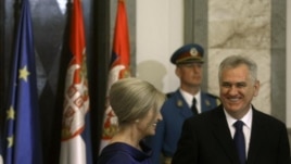 Predsednik Srbije Tomislav Nikolić sa suprugom Dragicom na inauguraciji u Beogradu, 11.jun 2012