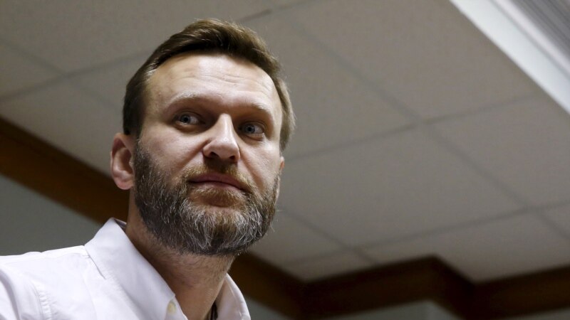 Адвокат: полиция проводит обыск в квартире Навального