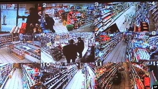 Live close-circuit TV images from store security cameras across Britain are streamed over the web as part of the "Internet Eyes" service