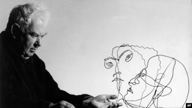 Artist Alexander Calder combined a love of mobiles and portraits in his work, now on display at the National Portrait Gallery.