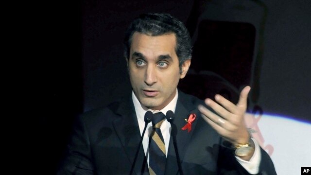 Người dẫn chương trình truyền hình châm biếm Bassem Youssef.