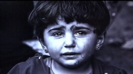 Fotografi mbi vuajtjet e refugjatëve