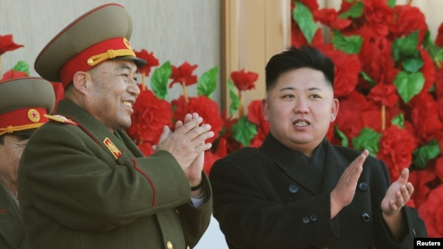 Ri Yong-ho, de 70 años de edad, fue mentor del actual líder, Kim Yong-Un, y hombre de confianza de su padre, Kim Jong-Il, fallecido hace siete meses.
