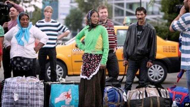 3 Questions: Roma Rights and Wrongs