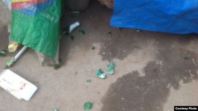 陈光福家中被扔掷啤酒瓶子 (陈光福微博图片)