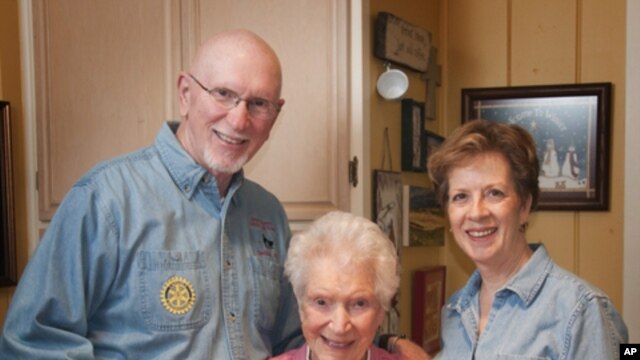 David Fowler and his wife, Gloria, receive $1,000 a month to care for his mother, Mary Ruth, 94, a retired teacher.