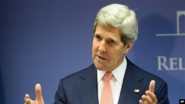 Ngoại trưởng Hoa Kỳ John Kerry bác bỏ sự bi quan và nói rằng có một động cơ chủ yếu, thúc đẩy hai bên khiến cho cuộc hòa đàm này khác với những cuộc hòa đàm trước đây