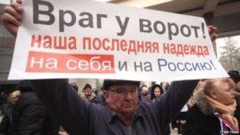 Putin, urdhër për manovra ushtarake në zonat pranë Ukrainës