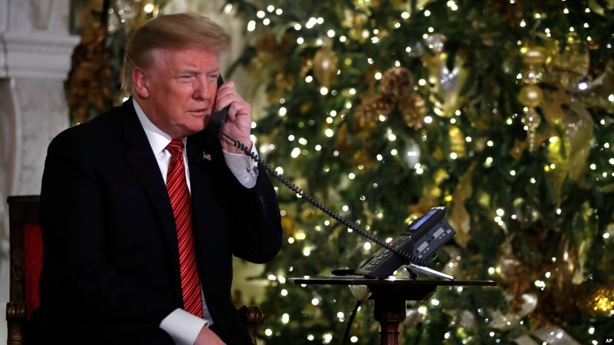 Niña que habló con Trump en Navidad sigue creyendo en Papa Noel