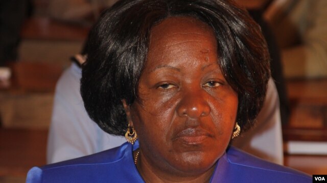Dra Josefa Rebeca Cangombe