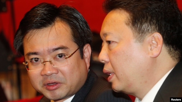 Ông Nguyễn Thanh Nghị (trái), Bí thư tỉnh ủy Kiên Giang, là một trong 200 ủy viên trung ương mới được Đại hội đảng 12 bầu vào Ban chấp hành trung ương