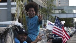 Em festa. Partidário de Obama celebram nas ruas após vitória eleitoral