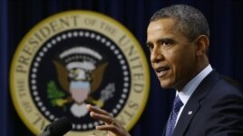 President Barack Obama kap di nan Mezon Blanch lan nan ki pwen negosyasyon Falèz Fiskal la ye lendi 31 desanm 2012 la 