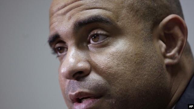 Premye Minis ayisyen an, Laurent Lamothe